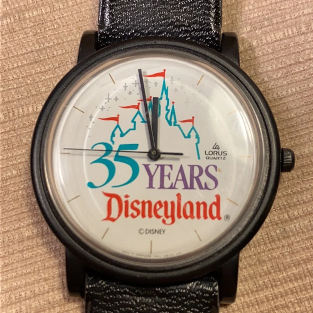 Lorus Walt Disney 35 years Disneyland watch